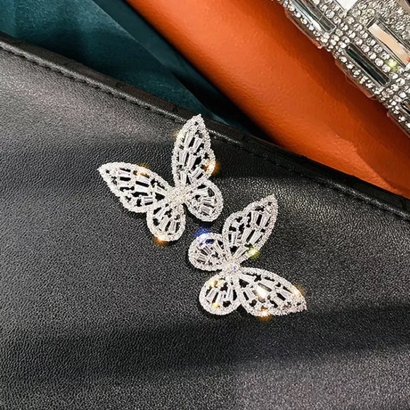 Big Silver Butterfly Crystals Earrings - Picture 3 of 5